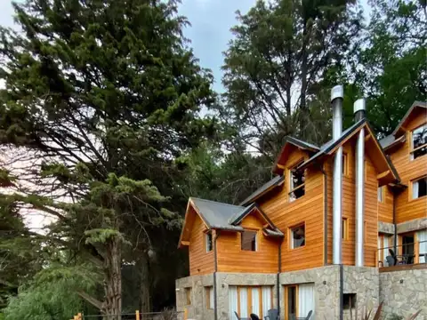 Complejo de Cabañas en venta - 15 Dormitorios 8 Baños - Cocheras - 925Mts2 - San Martín de Los Andes
