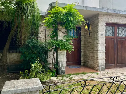Casa en venta en Bella Vista OPORTUNIDAD