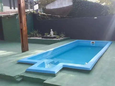 Casa 6 ambientes con 1 baño