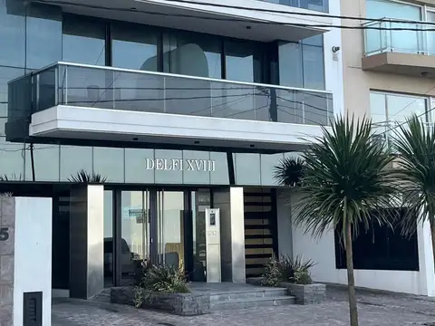 Departamento en Venta en Parque Luro, USD 290.000