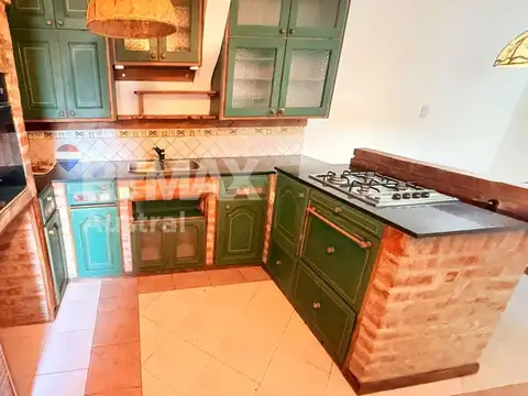 Casa 3 ambientes con 2 baños