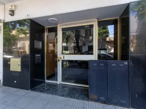 Departamento en Venta en Flores, USD 42.999