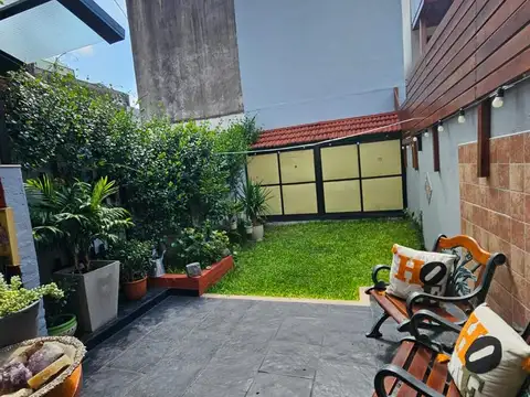 Casa en Venta en Olivos Maipú/Uzal, USD 221.000