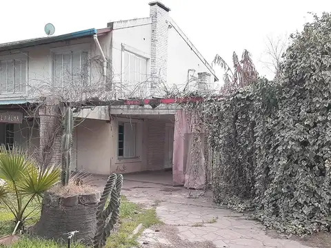 Amplia casa de 5 Dormitorios en Villa La Ribera. Opción financiación.