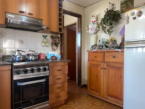 Depto Tipo Casa en Venta 42 años