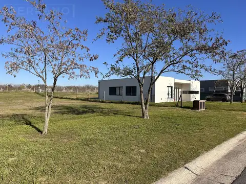 Terreno en Venta en San Sebastián, USD 15.000