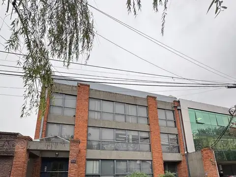 Oficina en Alquiler al Norte
