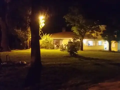 Residencia de 900 M2 sobre 3 hectáreas con 8 suites - Sierras de Córdoba Valle de Punilla