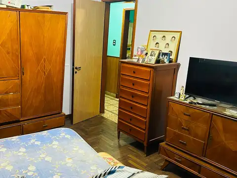 CASA 2 DORMITORIOS EN VENTA BERISSO CON COCHERA