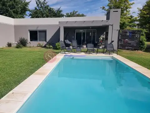 Casa en alquiler Anual, Barrio Sausalito, Pilar 100