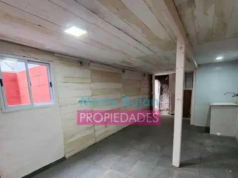 Depto Tipo Casa en Alquiler de Monoambiente