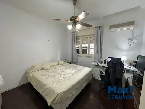 Depto Tipo Casa en Venta 50 años