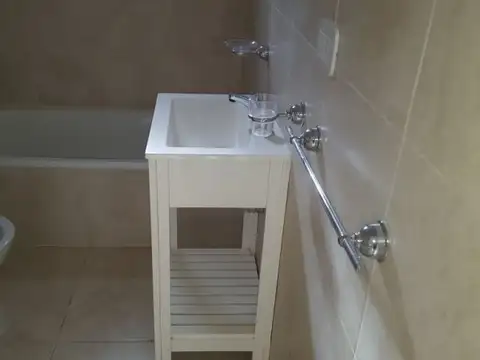 Departamento en Alquiler con 1 cocheras