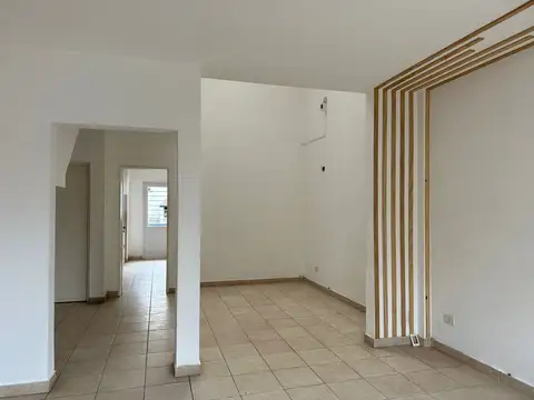Depto Tipo Casa en Venta en Centro, USD 125.000
