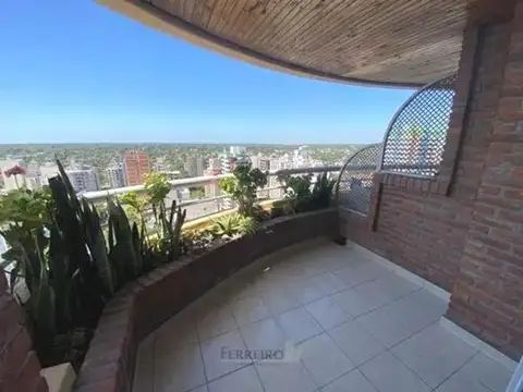 DEPARTAMENTO TRES AMB CON BALCÓN- BARCELONA IV- APTO CREDITO