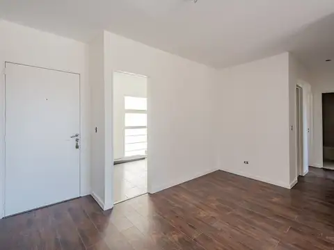 Departamento en Venta en Parque Chacabuco, USD 210.000