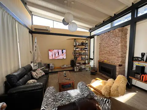 Casa en Venta en La Carolina, USD 260.000