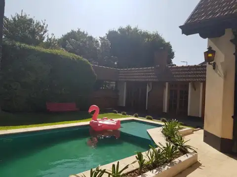 Casa en Venta en Temperley, USD 430.000