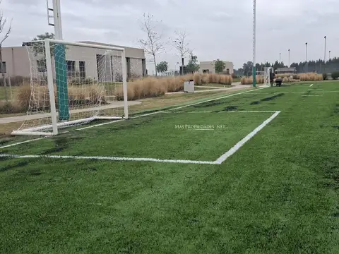 Terreno en Venta 30  mts Fondo