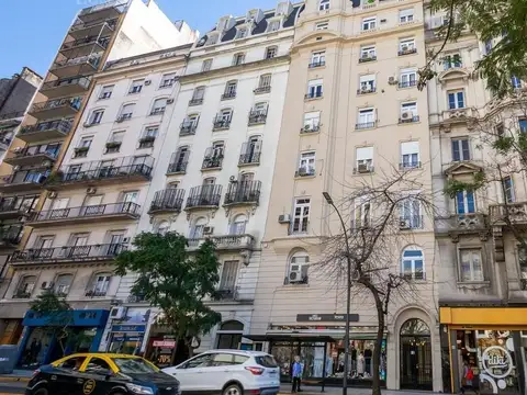Av. santa fe 1500 - venta dpto. de categoría