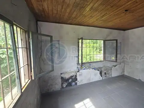 Casa 3 ambientes con 1 baño