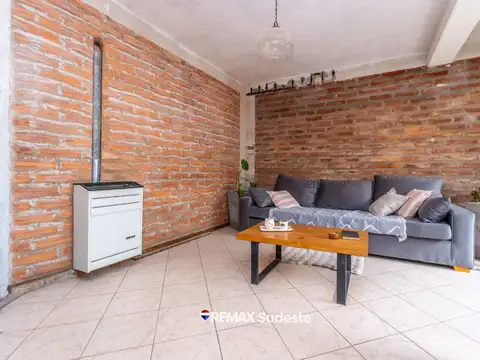 VENTA CASA 3 DORM BARRIO COOPERACION II