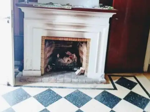 Casa 5 ambientes con 2 baños