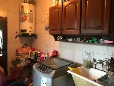 CASA EN BANFIELD O. ACEPTA PERMUTA!APTO CREDITO!