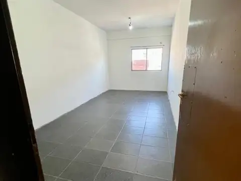 Oficina en Alquiler en Los Polvorines, $ 300.000