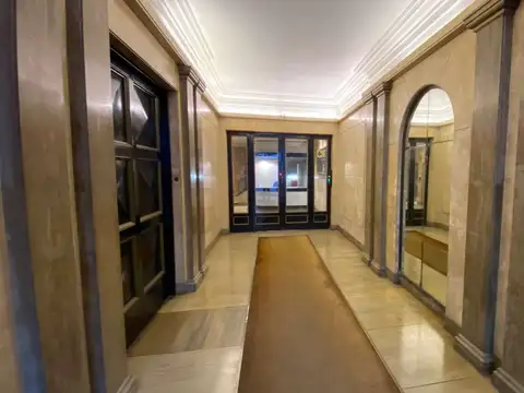 Oficina en Alquiler en Catalinas, $ 820.000