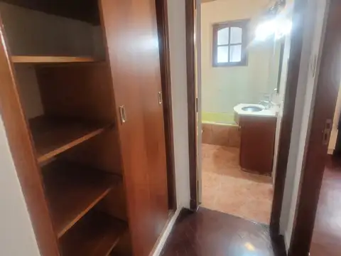 Departamento en Venta en Parque Rivadavia, USD 125.000