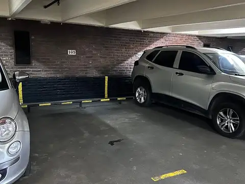 EN VENTA COCHERA EN SAN NICOLÁS