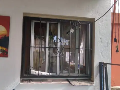 VENTA O PERMUTA -P.H. 4 AMBIENTES P.A.FRENTE  BARRIO LIBERTADOR GENERAL SAN MARTIN