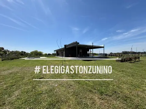 VENTA DE HERMOSA CASA QUINTA EN MERCEDES B