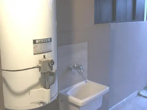 Casa en Alquiler con 1 cochera