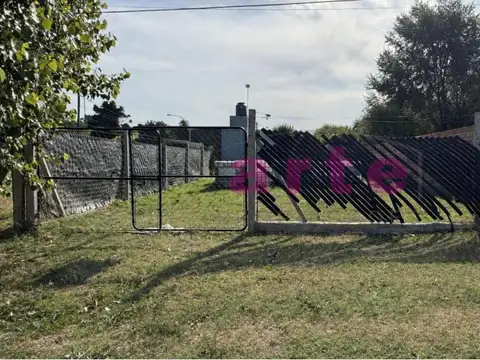 Terreno a la venta en hosteria calle el pechito y la perdiz