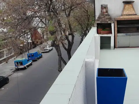 Depto Tipo Casa en Venta de 5 ambientes