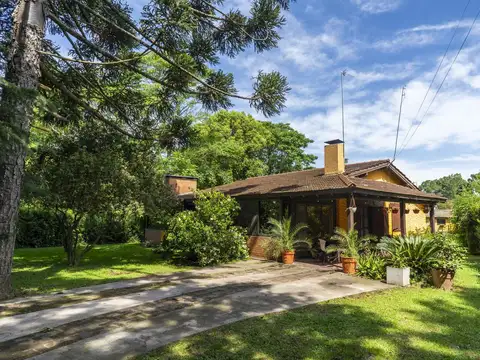 Casa Quinta en Venta, 4  ambientes, Loma Verde, Escobar, G.B.A  Norte