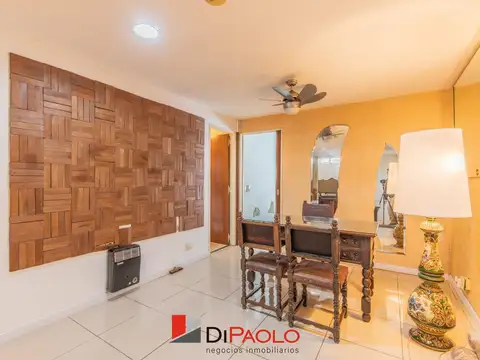 Venta Oficina comercial 5 ambientes en San Martin Centro