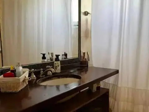 Casa en Alquiler al Oeste