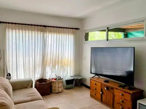 Casa 4 ambientes con 4 baños