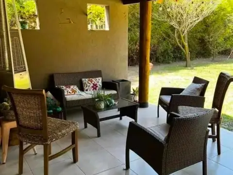 Casa en Alquiler al Oeste