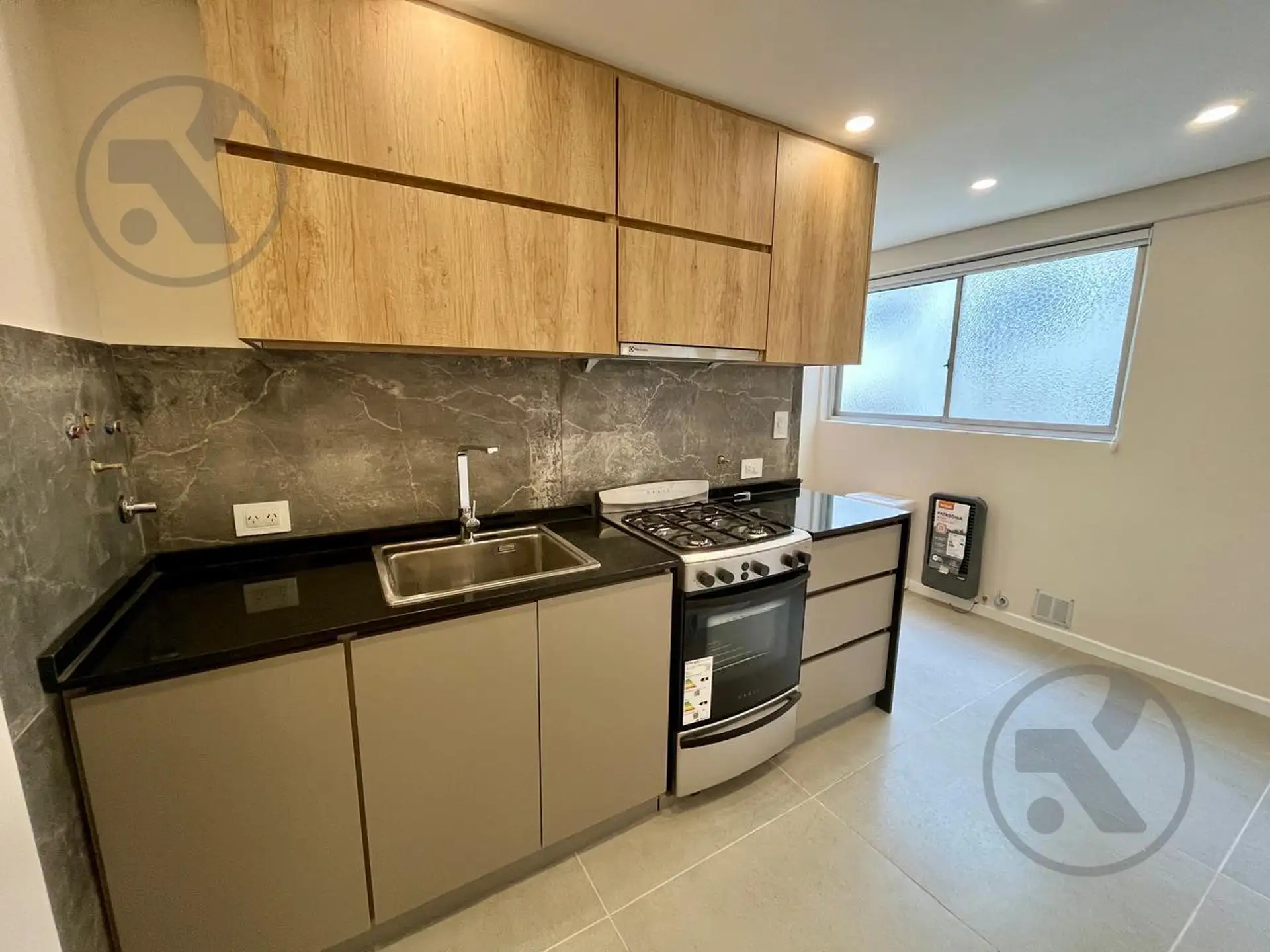 Venta departamento 3 ambientes reciclado con balcón