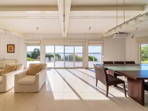 Venta Rosario Casa 3000 m² Lote sobre Rio Parana