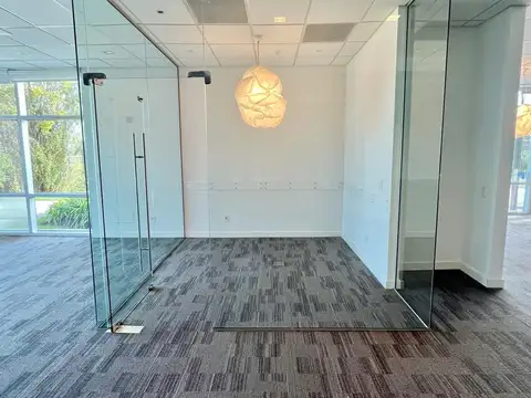 Oficina en Alquiler en Montevideo, USD 22.400