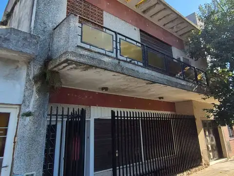 Alquiler de Casa 6 AMBIENTES en Caseros, Tres de  Febrero