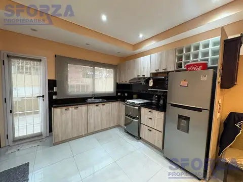 Depto Tipo Casa en Venta de 3 dormitorios