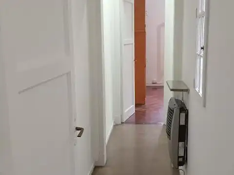 Doctor Juan Felipe Aranguren 1200, Piso 1