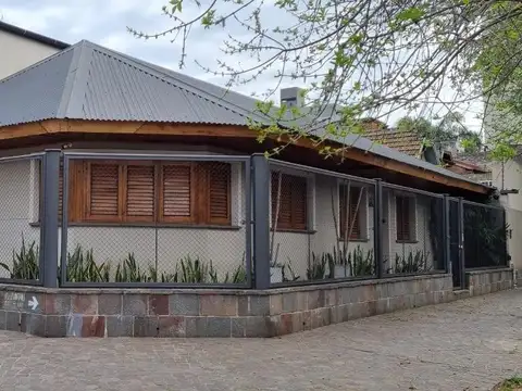 Casa en venta en Lanus Oeste