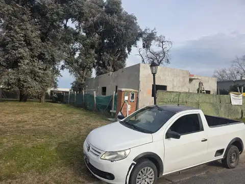 Casa Chalet  en Venta en San Ramón, Pilar del Este, Pilar